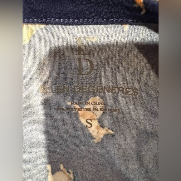 Ellen Degeneres nightgown ED gown With Dogs poly blend knit soft Size Small - Picture 5 of 5
